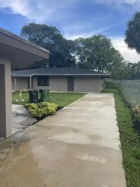 2200 NW 22nd Street # 2, Fort Lauderdale FL 33311