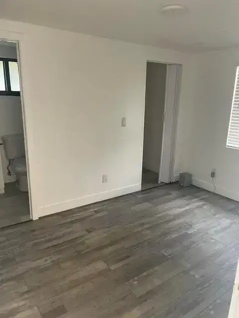 2200 NW 22nd Street # 2, Fort Lauderdale FL 33311 photo 4