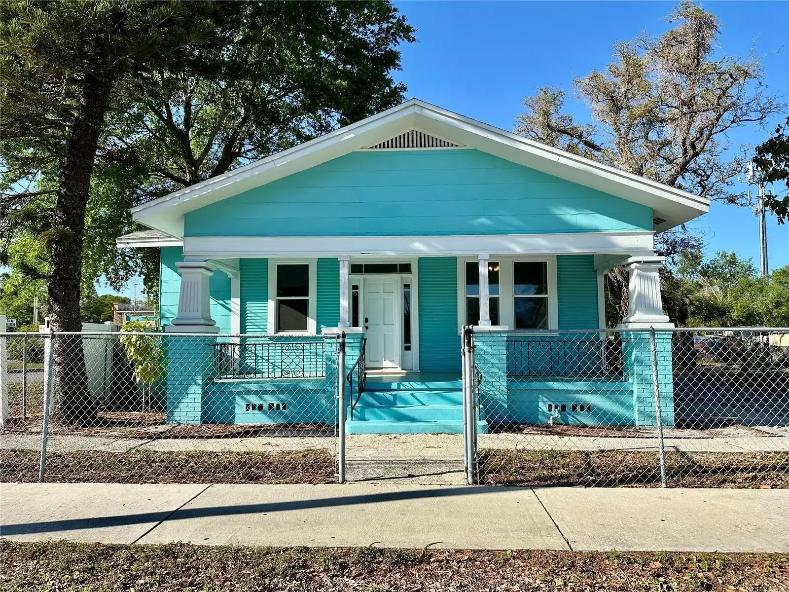 1504 E 33RD Avenue, Tampa FL 33610 photo 2