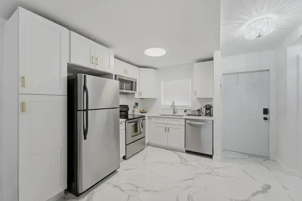 809 W Oakland Park Boulevard # K2, Oakland Park FL 33311 photo 2