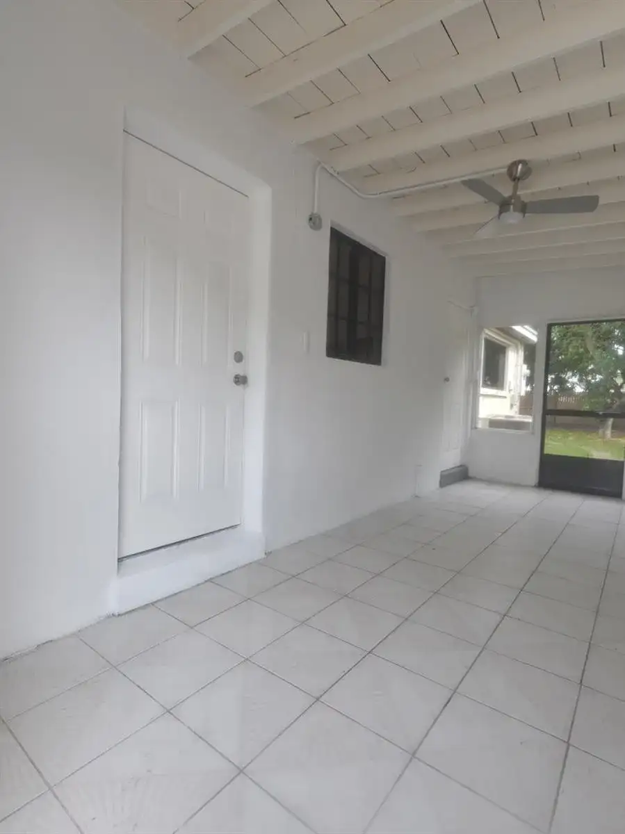 5536 PURDY Lane, West Palm Beach FL 33415 photo 3