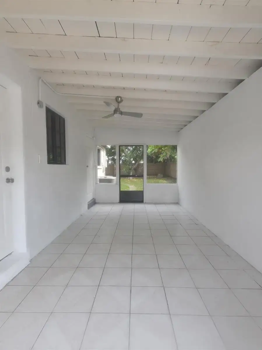 5536 PURDY Lane, West Palm Beach FL 33415 photo 4