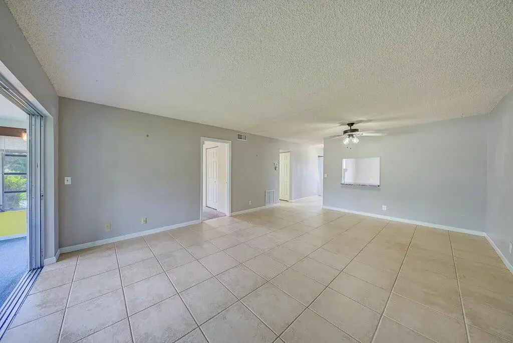 546 Covered Bridge Boulevard # A, Lake Worth FL 33467 photo 5