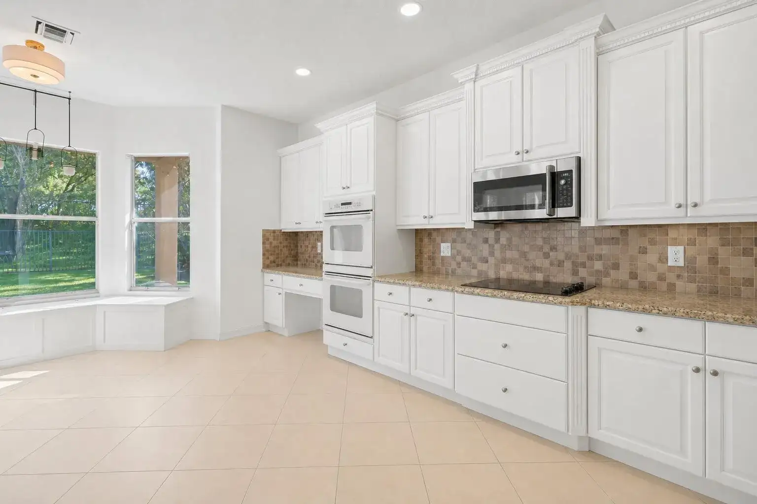 11394 MILLPOND GREENS Drive, Boynton Beach FL 33473 photo 3