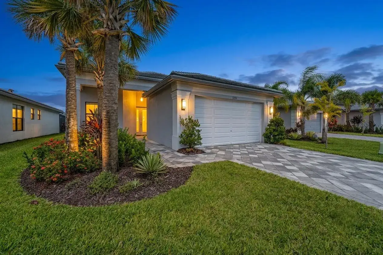 12454 SW Alongshore Drive, Port St. Lucie FL 34987