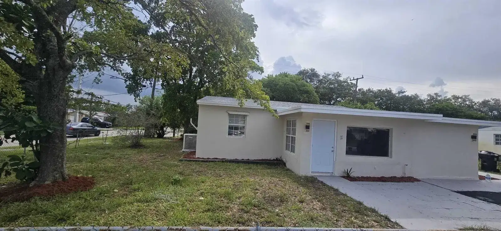 1101 NW 23RD Terrace, Fort Lauderdale FL 33311 photo 2