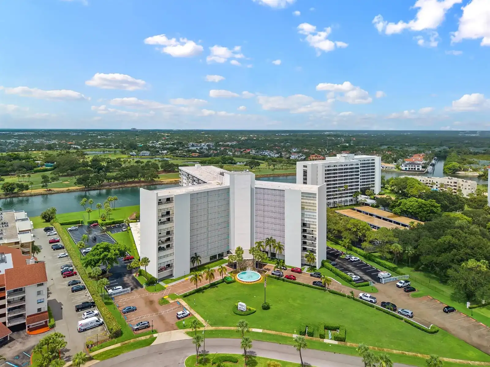 336 Golfview Road # 614, North Palm Beach FL 33408