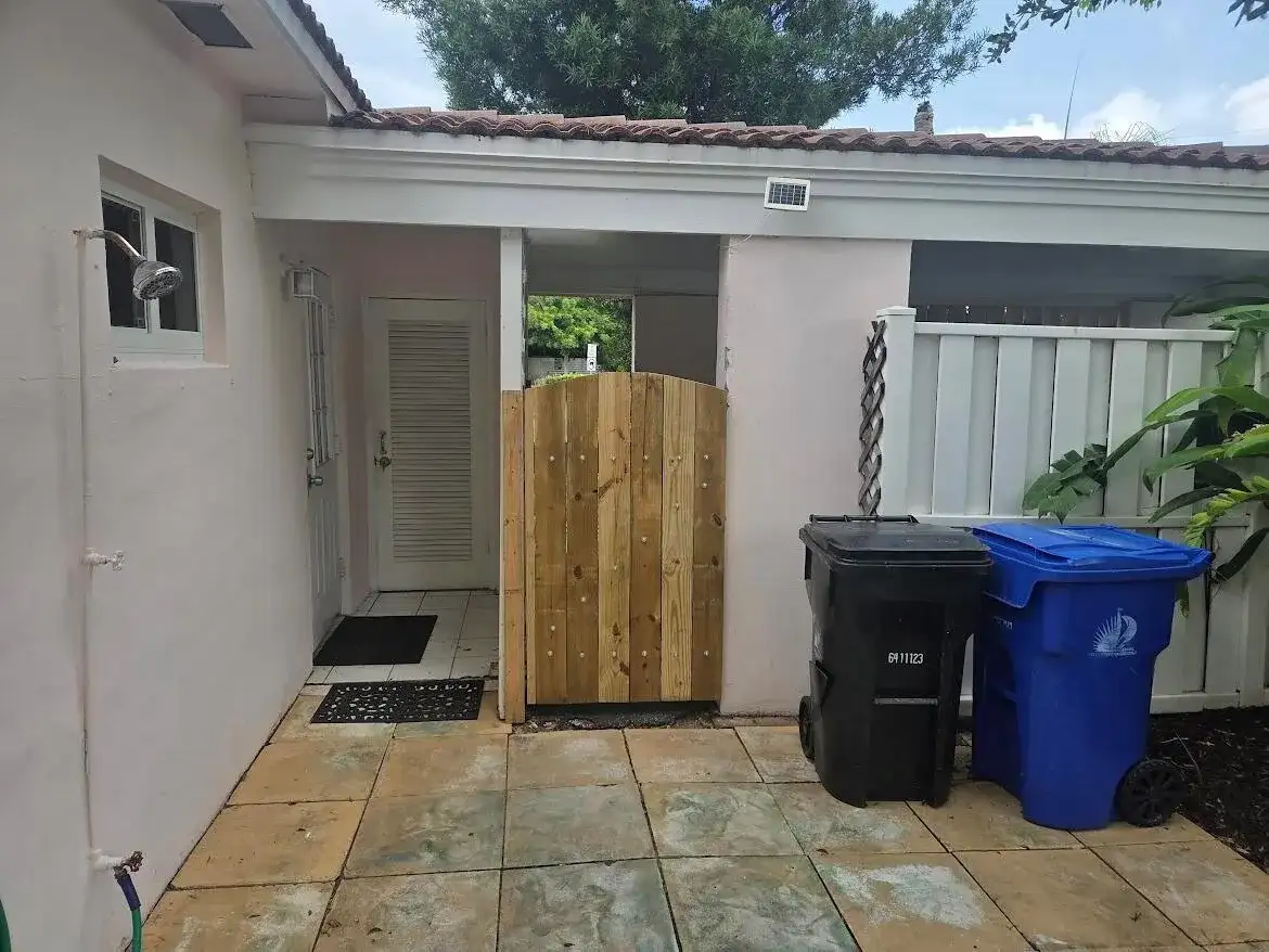 1152 Bayview Drive # 1152, Fort Lauderdale FL 33304 photo 4