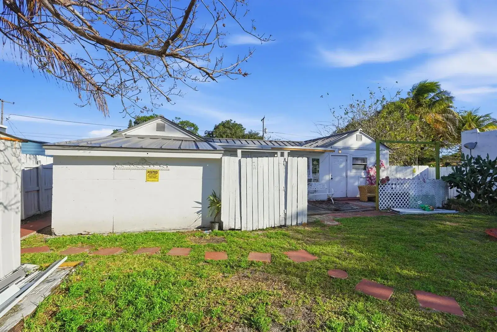 230 SW 14th Street, Dania Beach FL 33004 photo 3