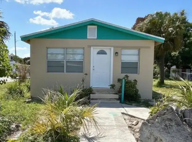 1601 N 17th Street, Fort Pierce FL 34950