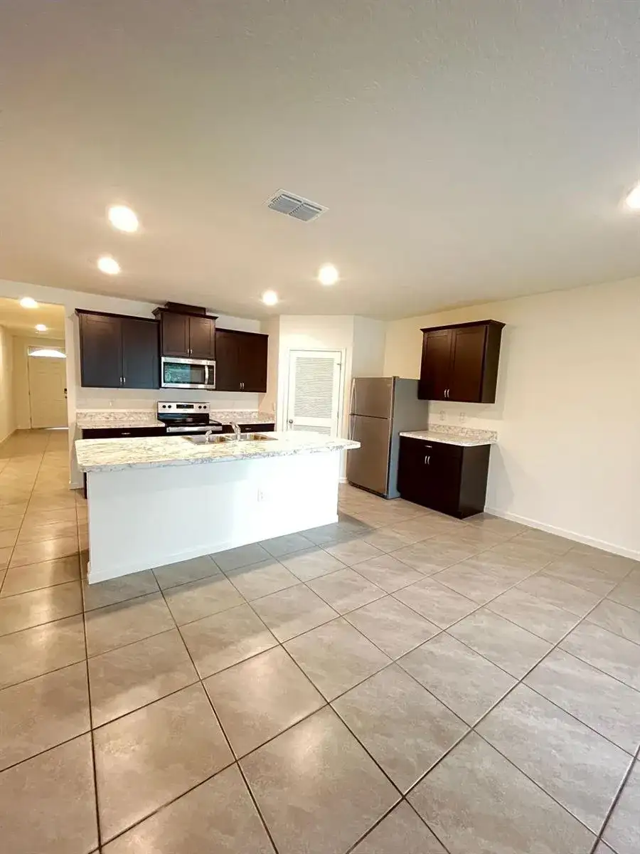 1570 SAN FILIPPO Drive SE, Palm Bay FL 32909 photo 5