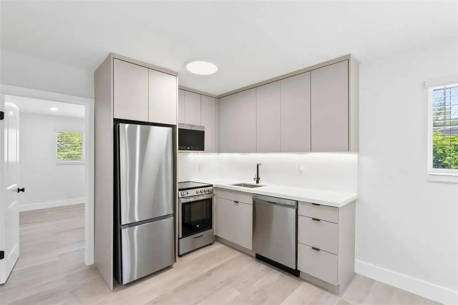 1101 NE 18th Avenue # 1, Fort Lauderdale FL 33304 photo 3
