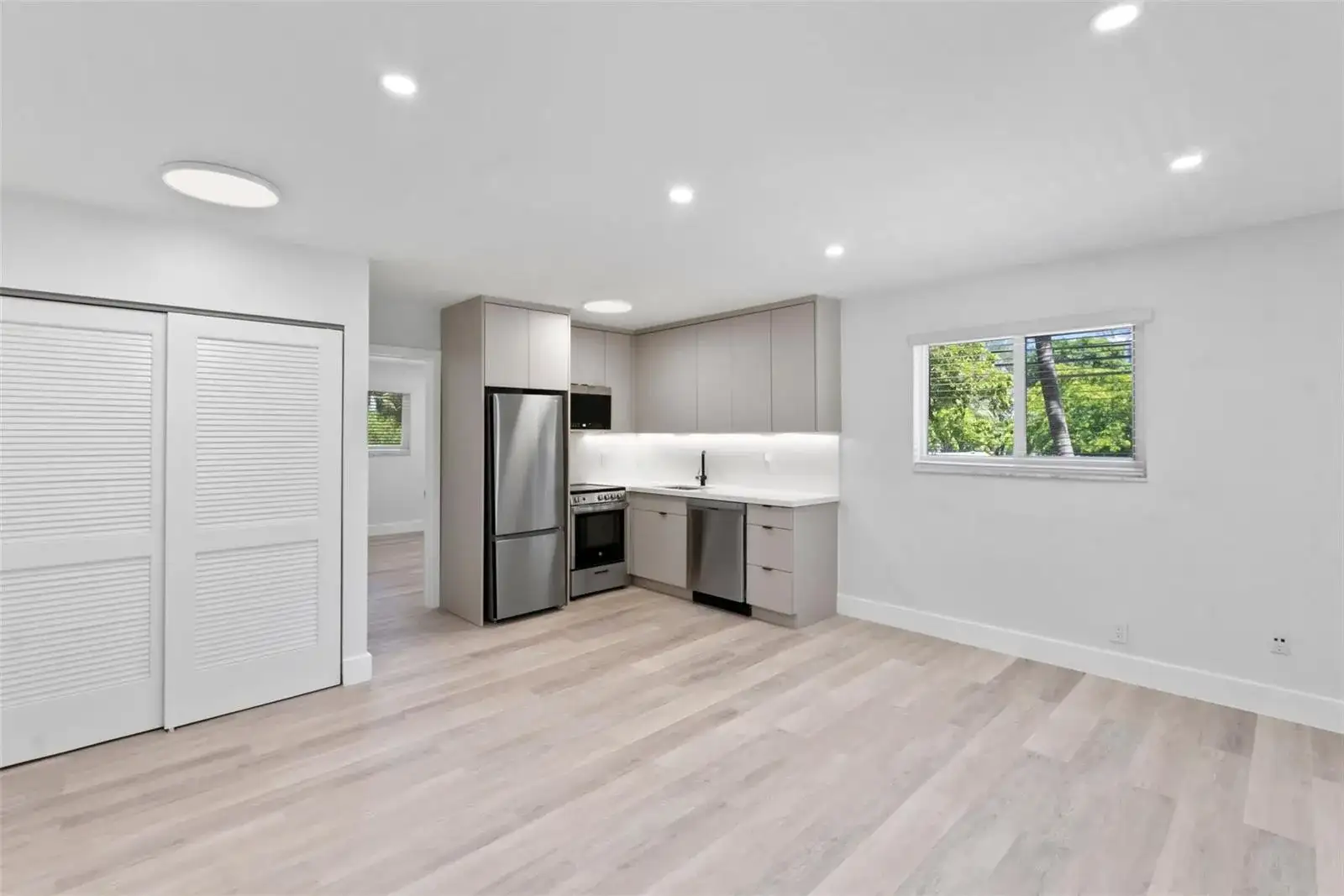 1101 NE 18th Avenue # 1, Fort Lauderdale FL 33304 photo 4