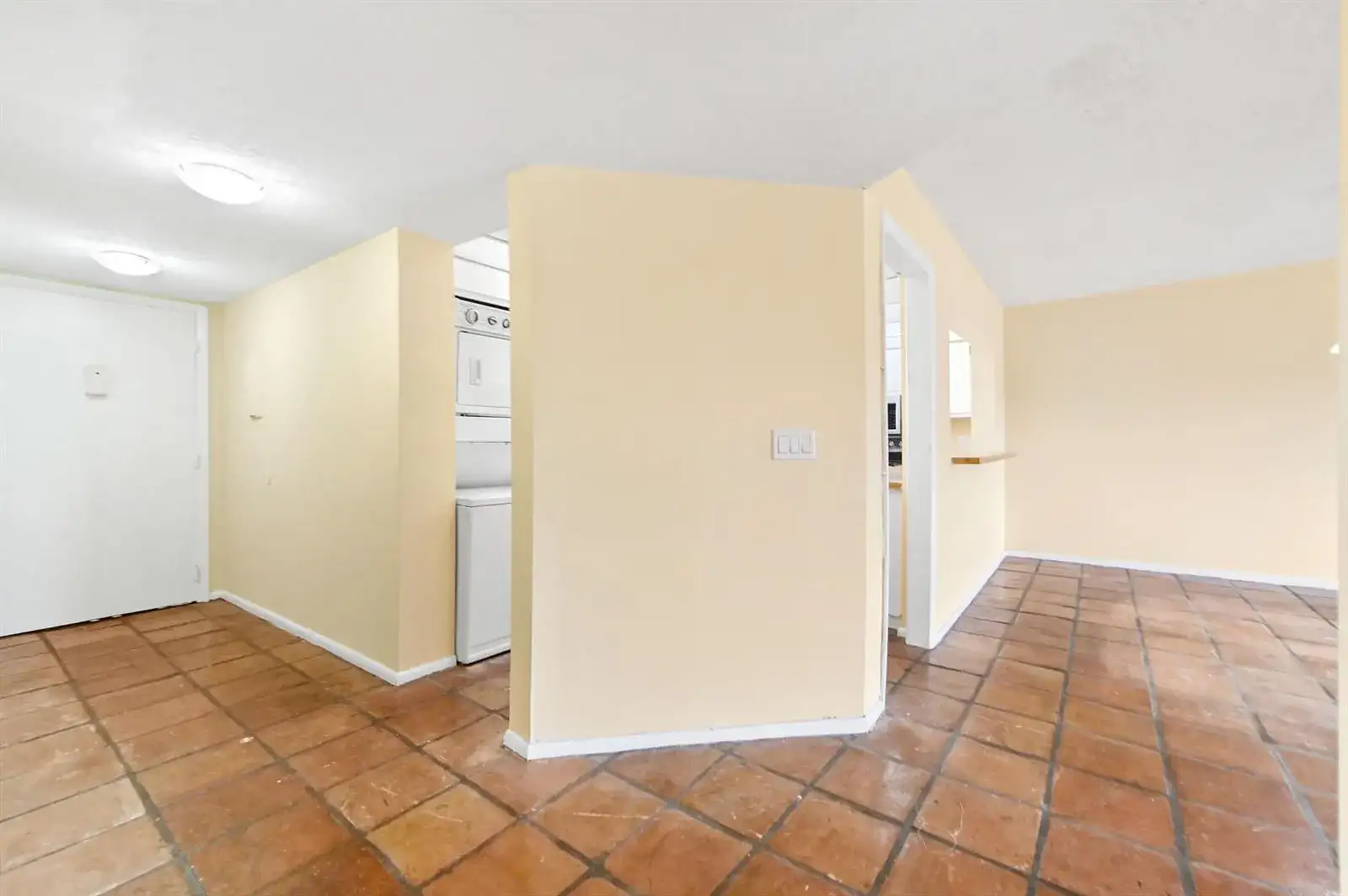 2820 Tennis Club Drive # 401, West Palm Beach FL 33417 photo 2