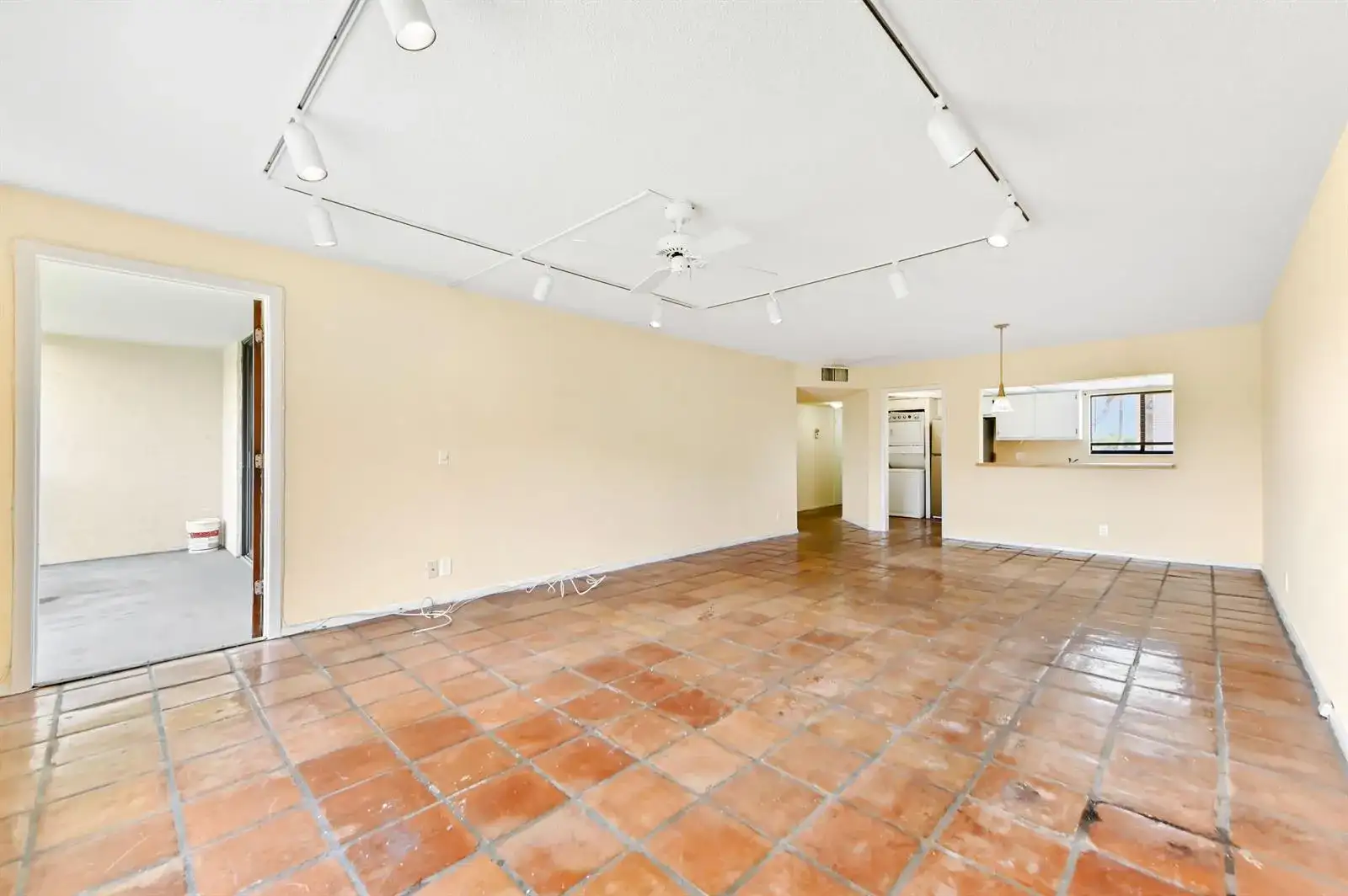 2820 Tennis Club Drive # 401, West Palm Beach FL 33417 photo 5