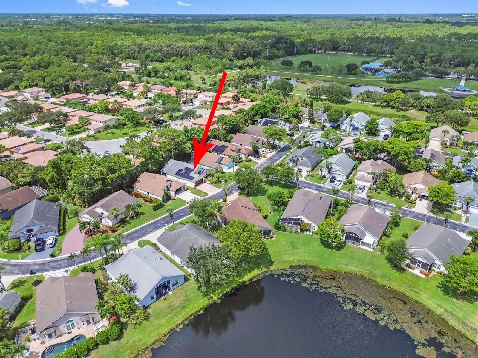 320 Hammocks Trail, FL 33413 photo 2