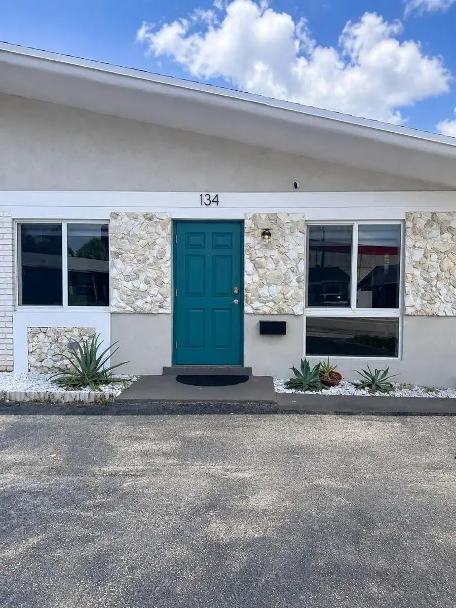 134 NW 57th Street, Oakland Park FL 33309