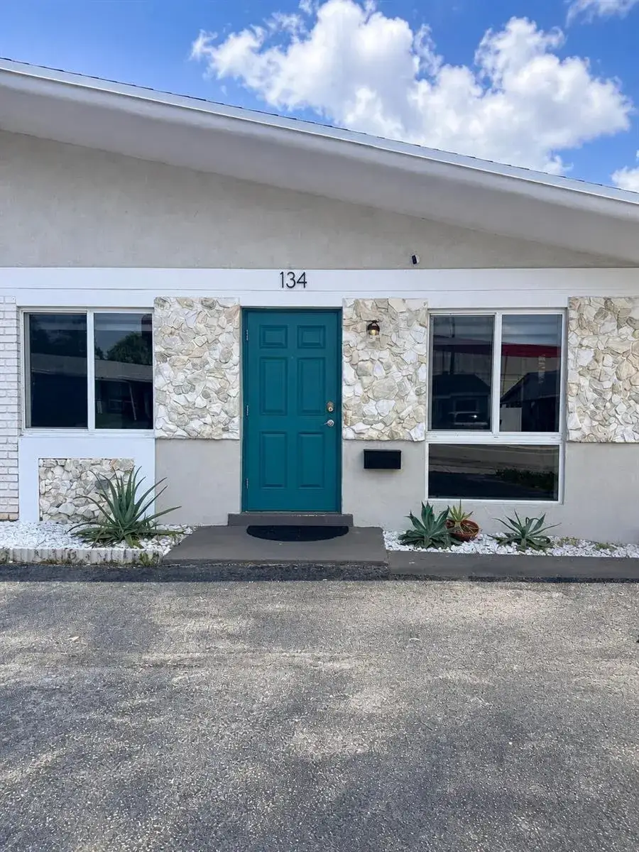 134 NW 57th Street, Oakland Park FL 33309