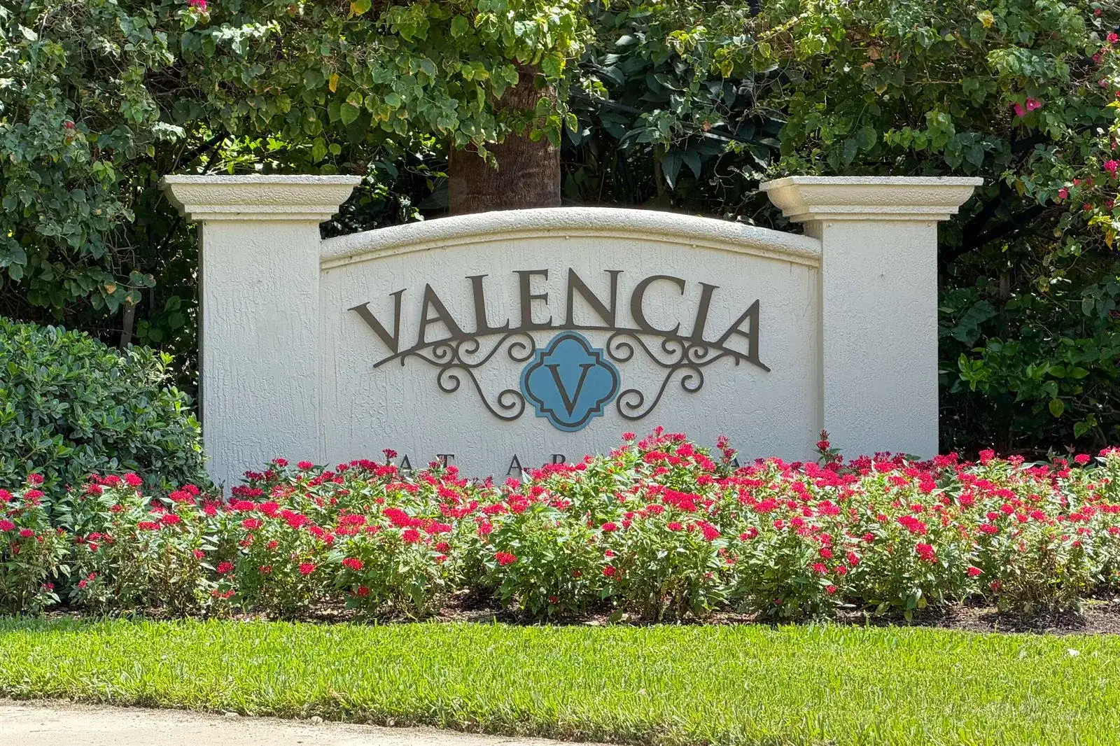 116 Santiago Drive, Jupiter FL 33458 photo 2