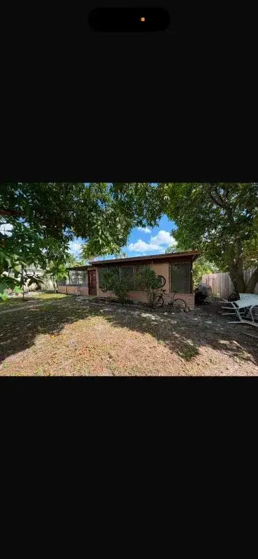 105 NW 122nd Street, North Miami FL 33168