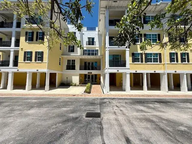 3130 W Latitude Circle # 404, Delray Beach FL 33483