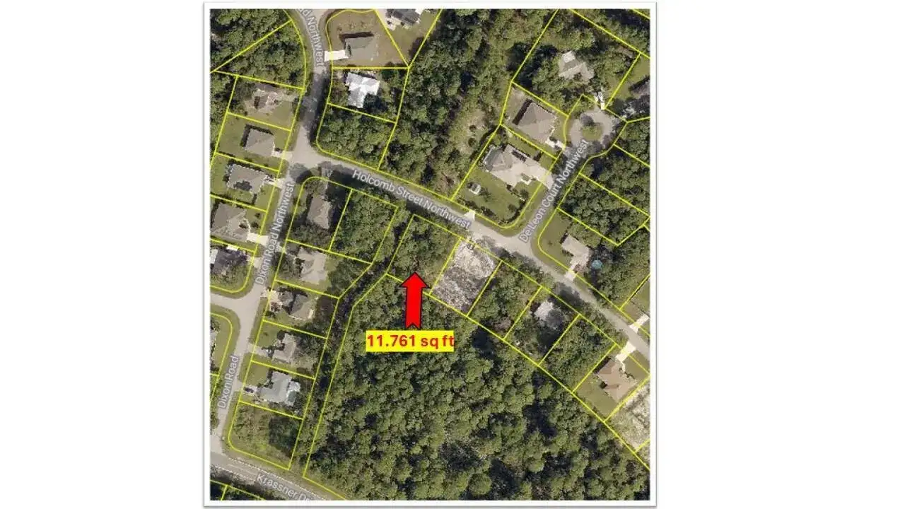 1580 HOLCOMB Street NW, Palm Bay FL 32907 photo 2