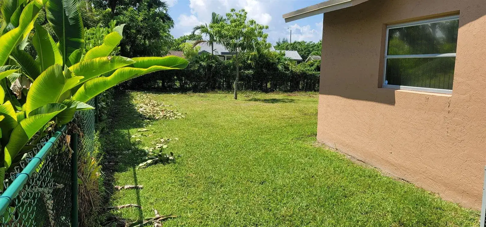 9706 NW 71ST Street, Tamarac FL 33321 photo 2