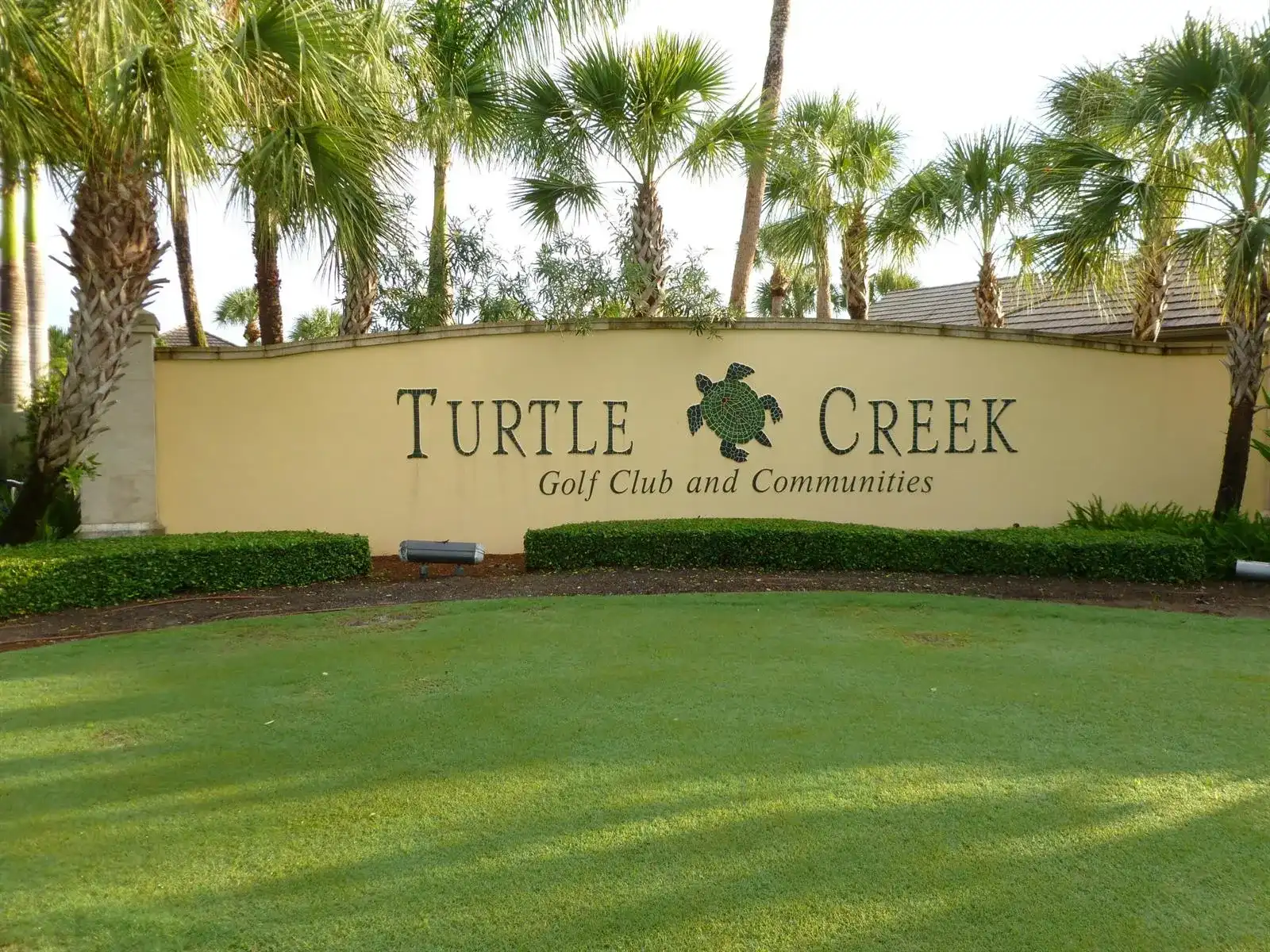 20 SE Turtle Creek Drive Apt F, Tequesta FL 33469