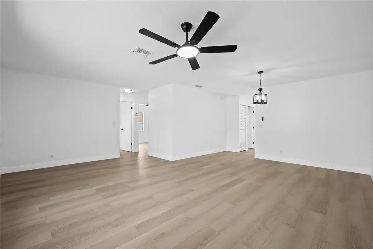 4820 Poseidon Place, Lake Worth FL 33463 photo 3