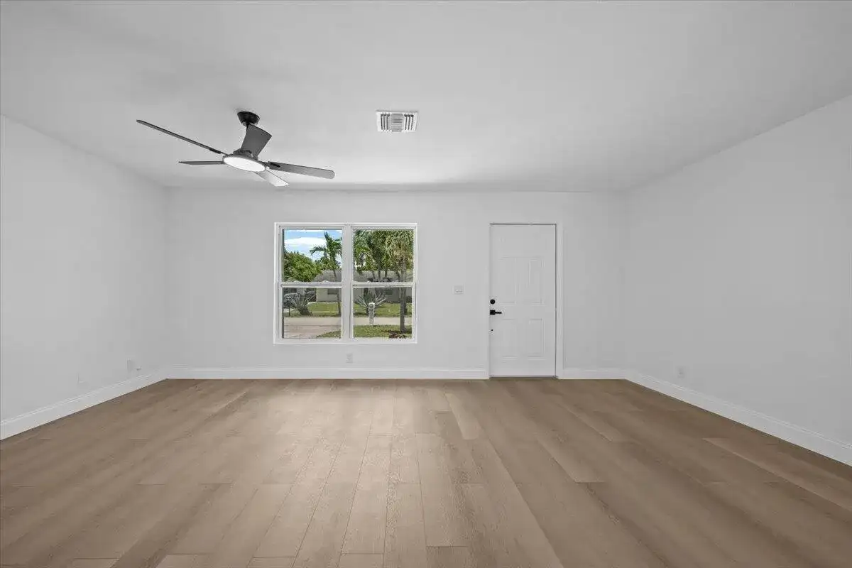 4820 Poseidon Place, Lake Worth FL 33463 photo 5
