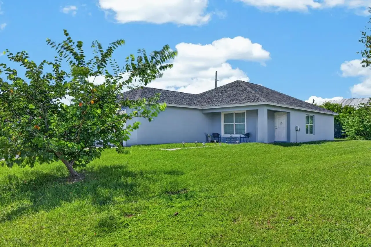 1962 SE GENA Road, Port St. Lucie FL 34952 photo 3