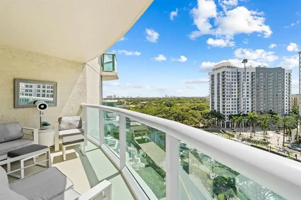 347 N NEW RIVER Drive E # 1004, Fort Lauderdale FL 33301
