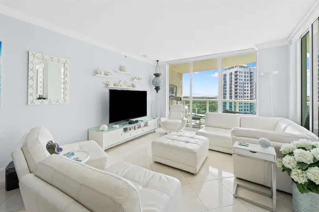 347 N NEW RIVER Drive E # 1004, Fort Lauderdale FL 33301 photo 2