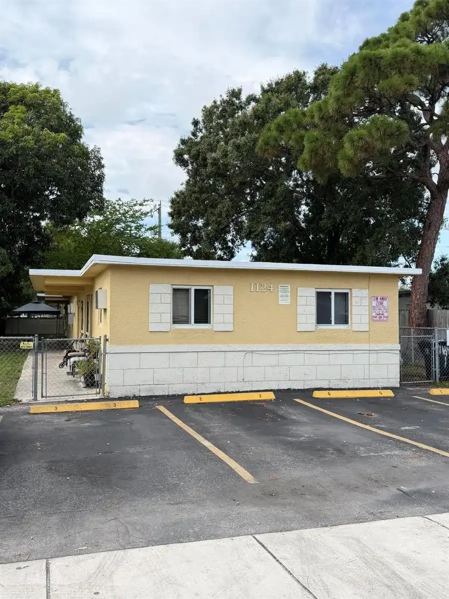 1124 NW 2ND Street # 2, Fort Lauderdale FL 33311