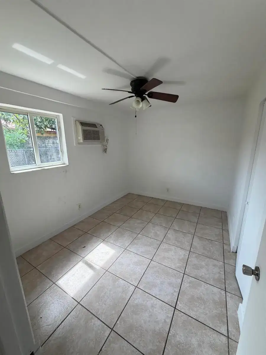 1124 NW 2ND Street # 2, Fort Lauderdale FL 33311 photo 4