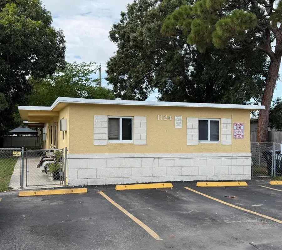 1124 NW 2ND Street # 2, Fort Lauderdale FL 33311