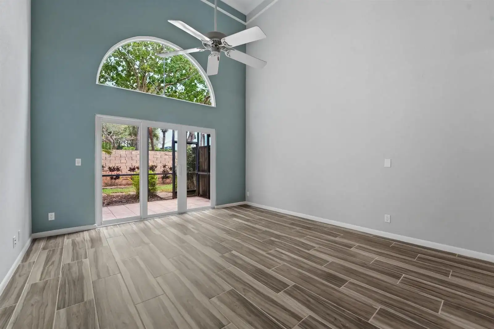 127 Ocean Dunes Circle, Jupiter FL 33477 photo 4