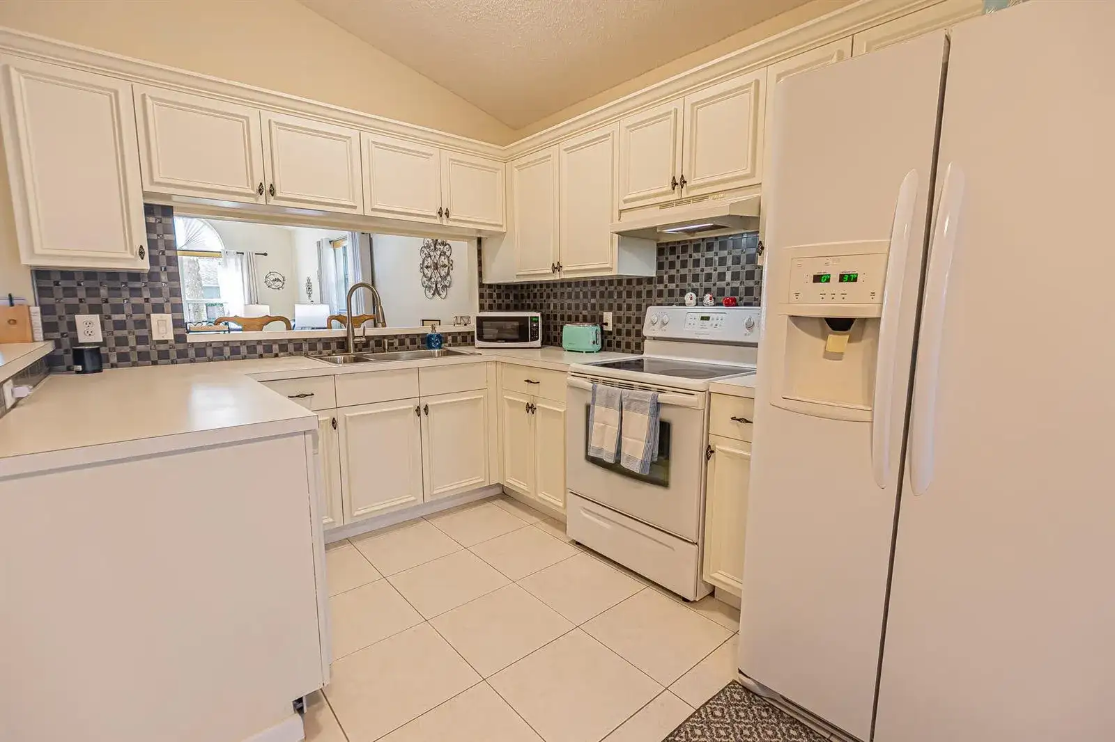 1149 NW Lombardy Drive, Port St. Lucie FL 34986 photo 5