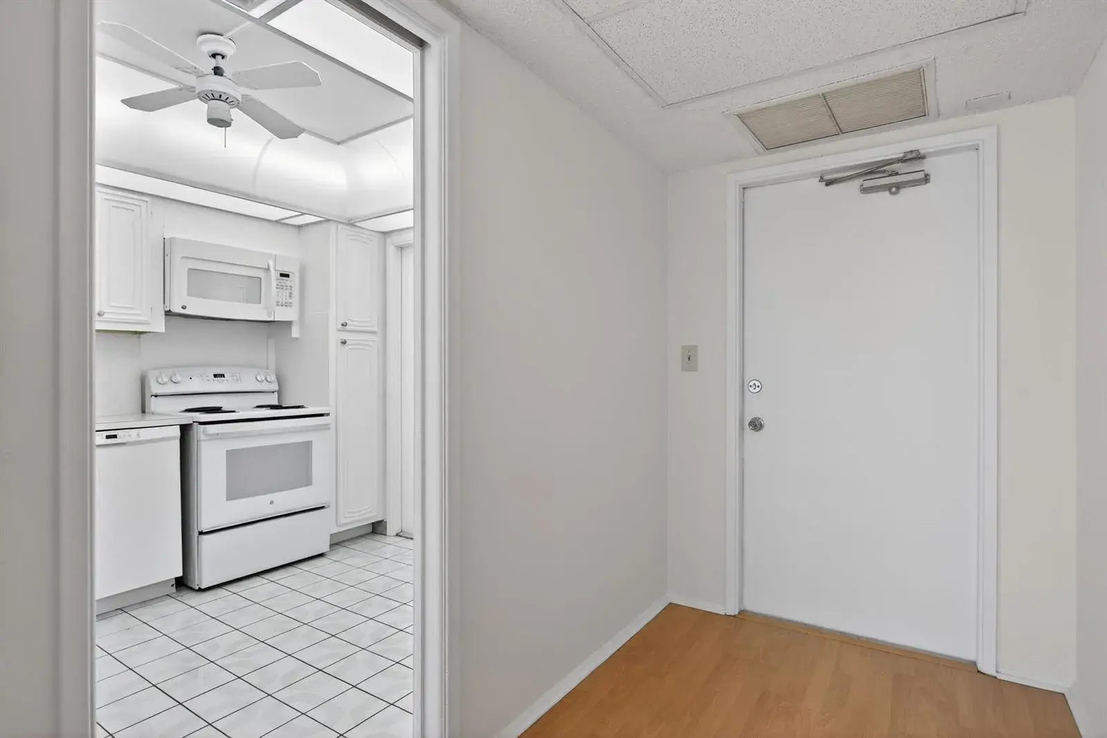 2651 S Palm Aire Drive # 302, Pompano Beach FL 33069