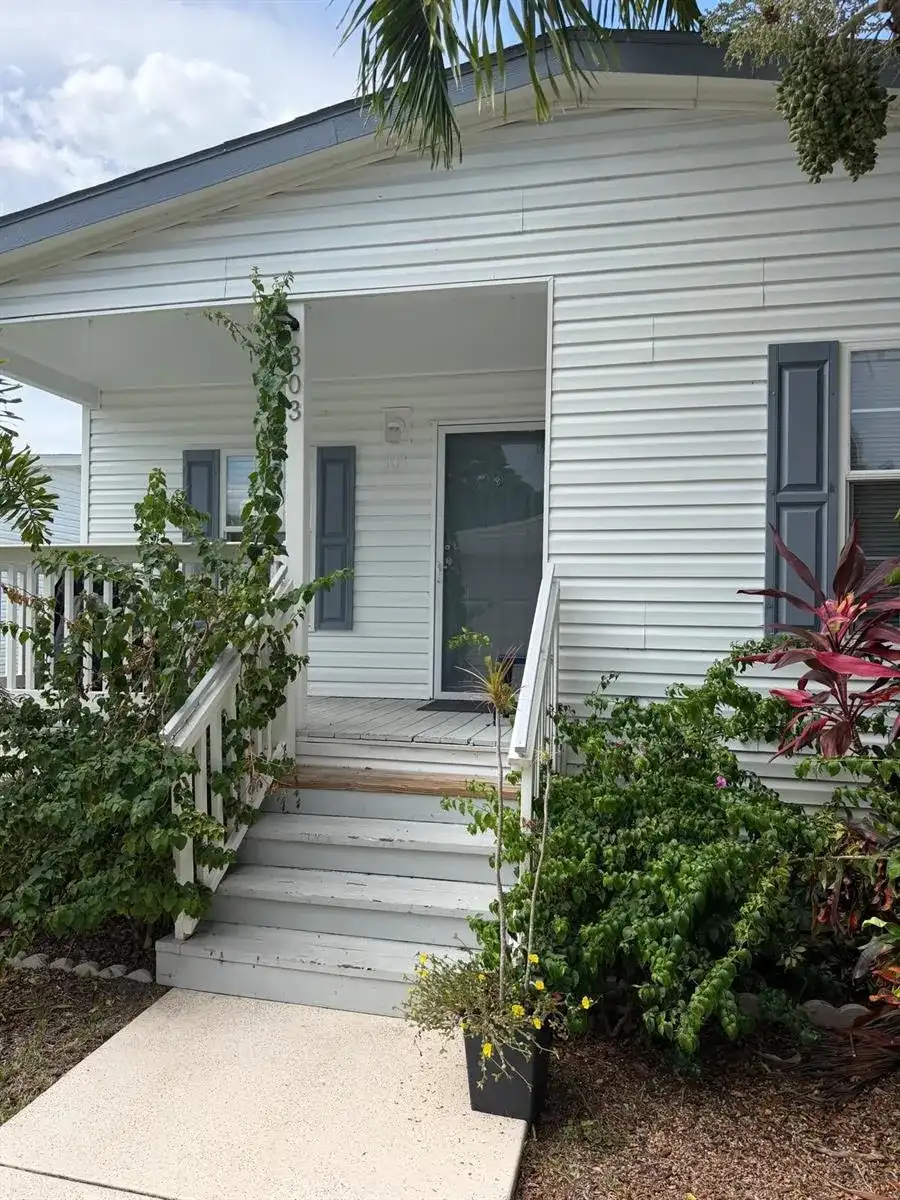 2555 PGA Boulevard # 303, Palm Beach Gardens FL 33410