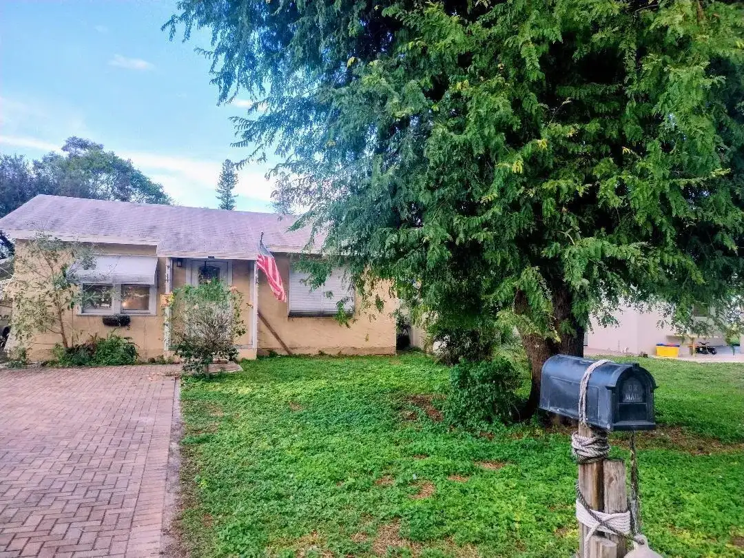 4610 ARLETTE Court, Lake Worth FL 33461