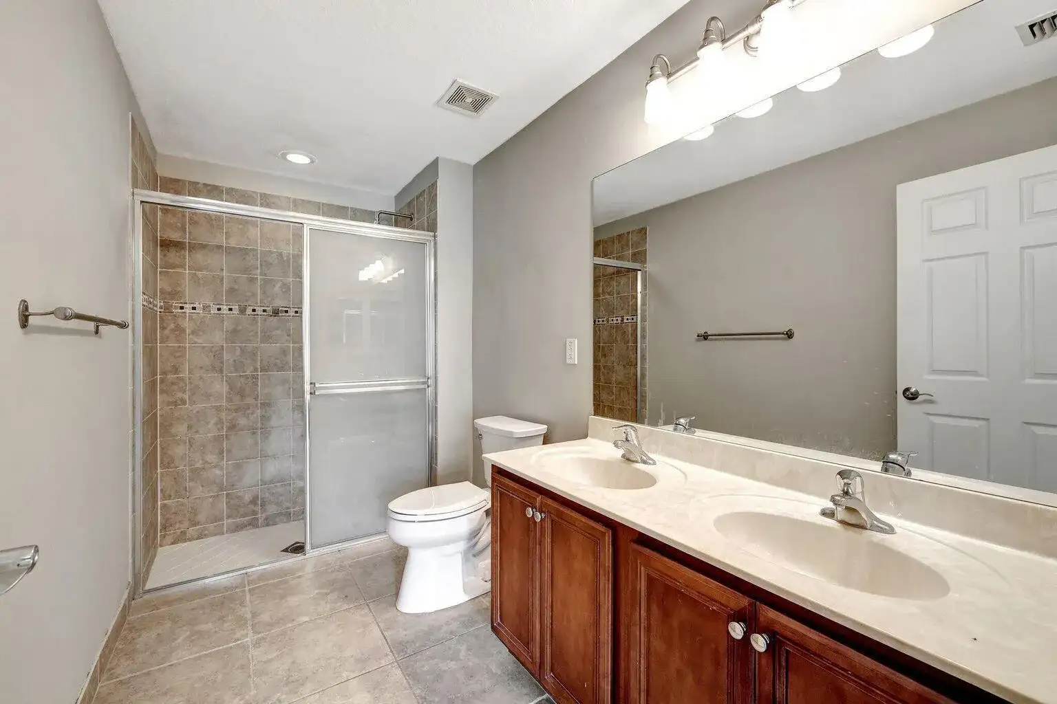 4849 SE GRAHAM Drive, Stuart FL 34997 photo 4
