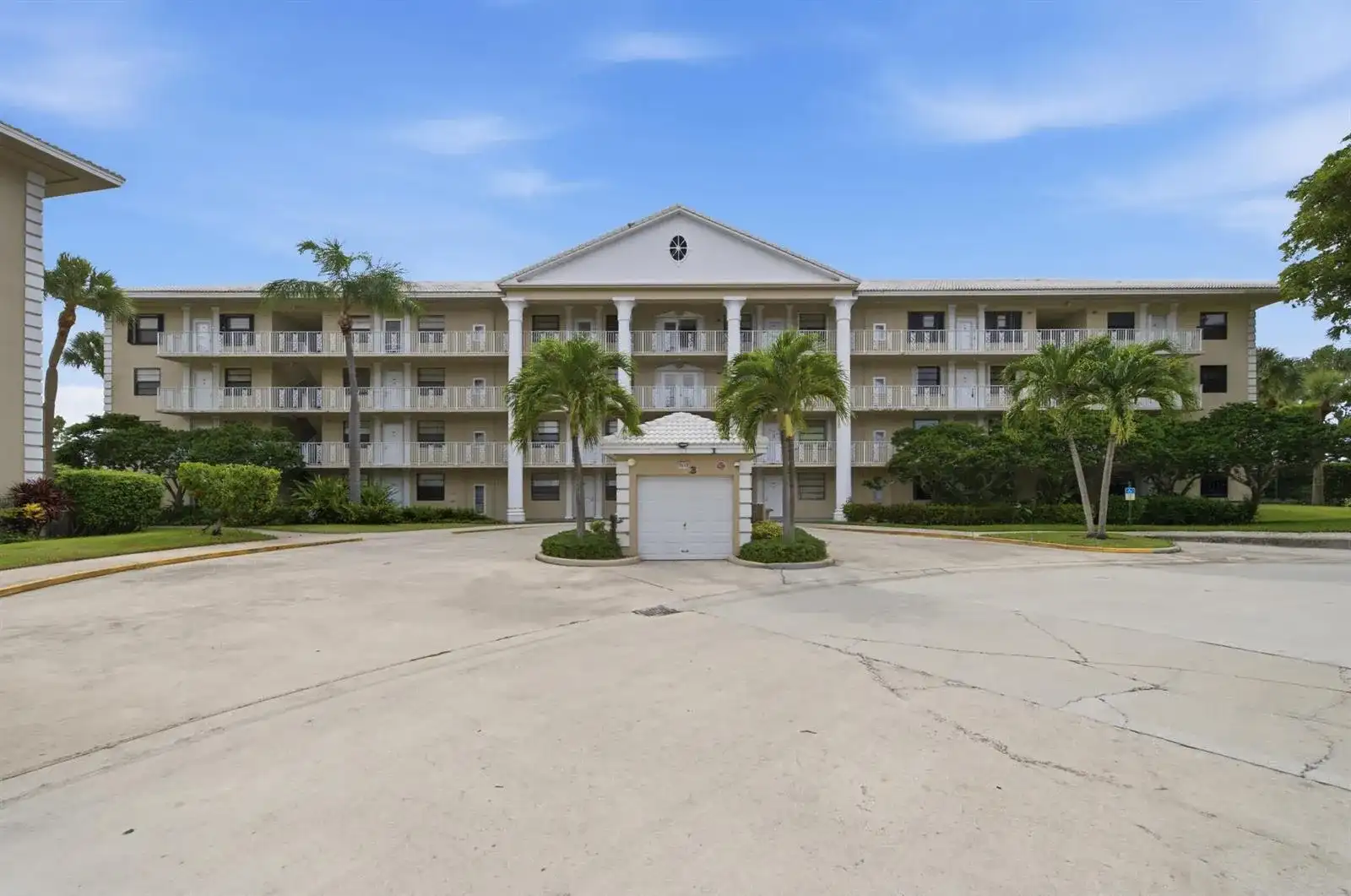 3515 VILLAGE Boulevard # 206, West Palm Beach FL 33409