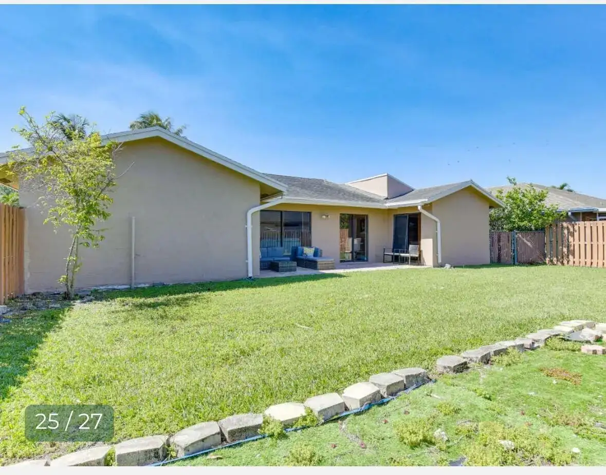 9957 NW 52ND Street, Sunrise FL 33351 photo 2