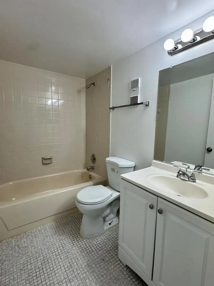 7770 NW 50TH Street # 209, Lauderhill FL 33351 photo 3