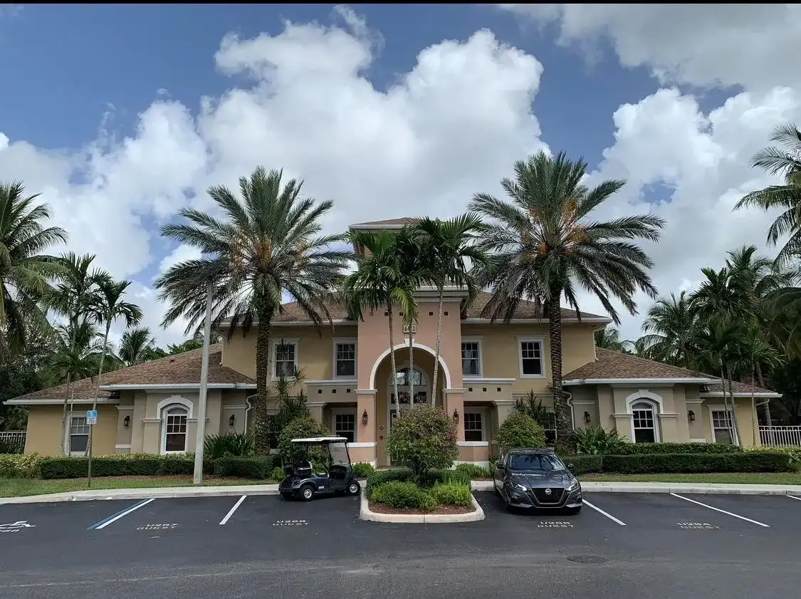 6378 Emerald Dunes Drive # 301, West Palm Beach FL 33411