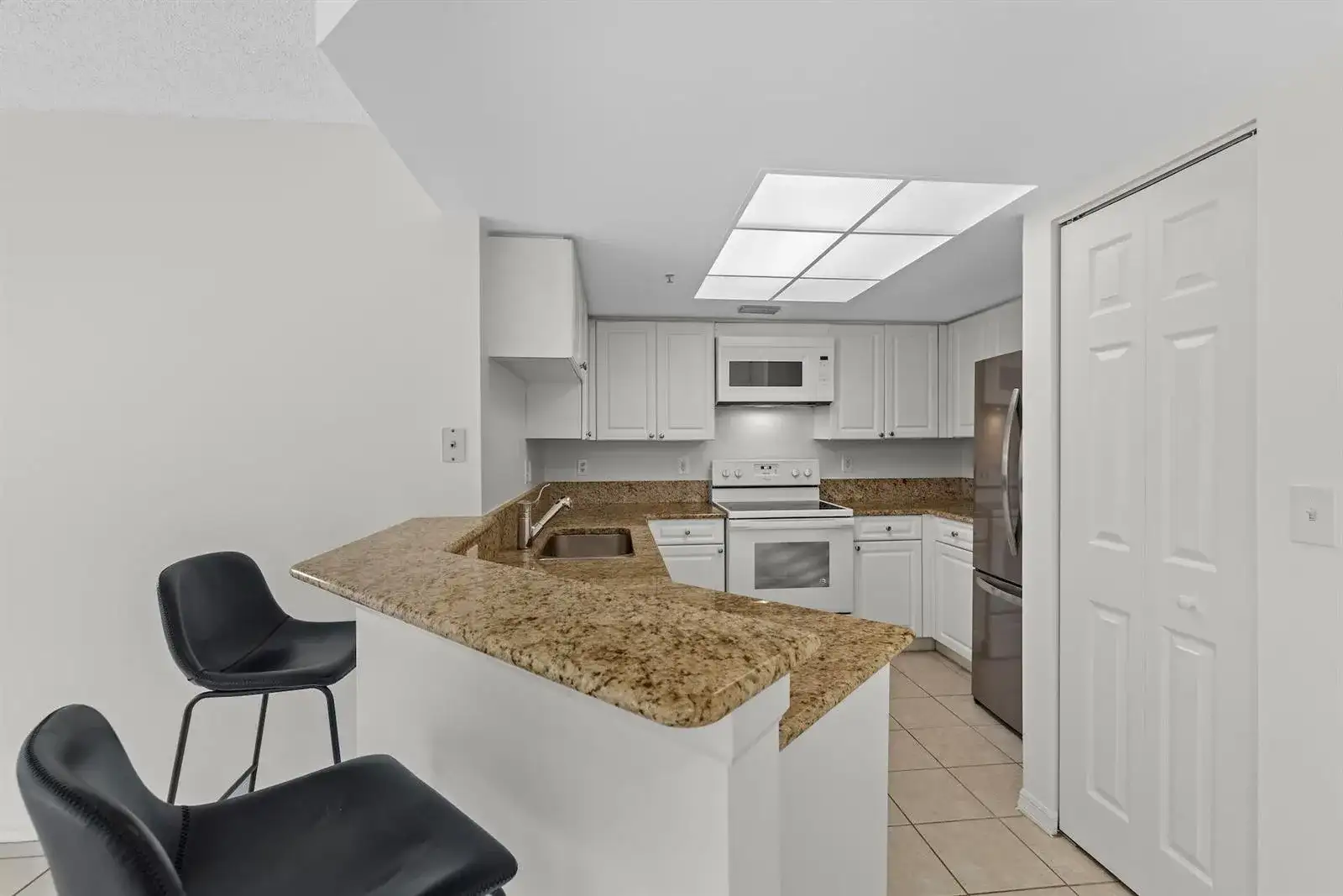 300 Crestwood Court N # 302, Royal Palm Beach FL 33411 photo 5