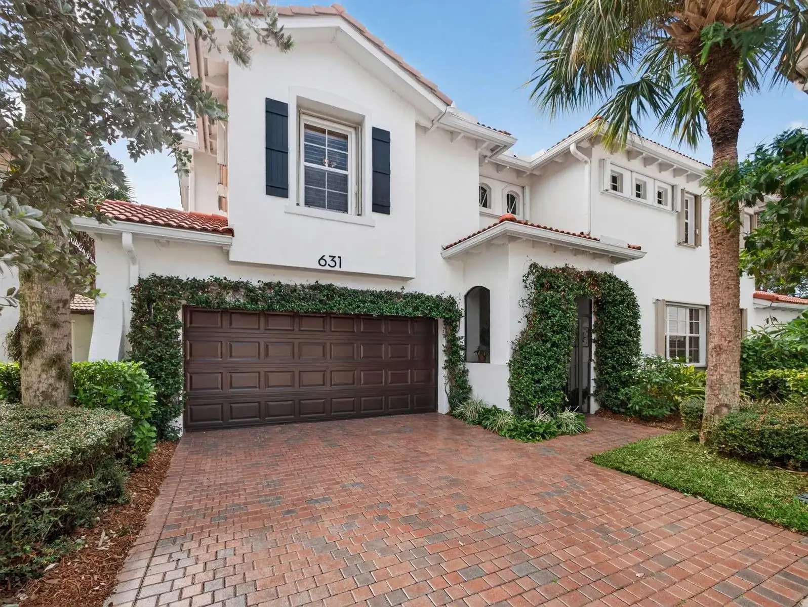 631 MOONDANCER Court, Palm Beach Gardens FL 33410 photo 2