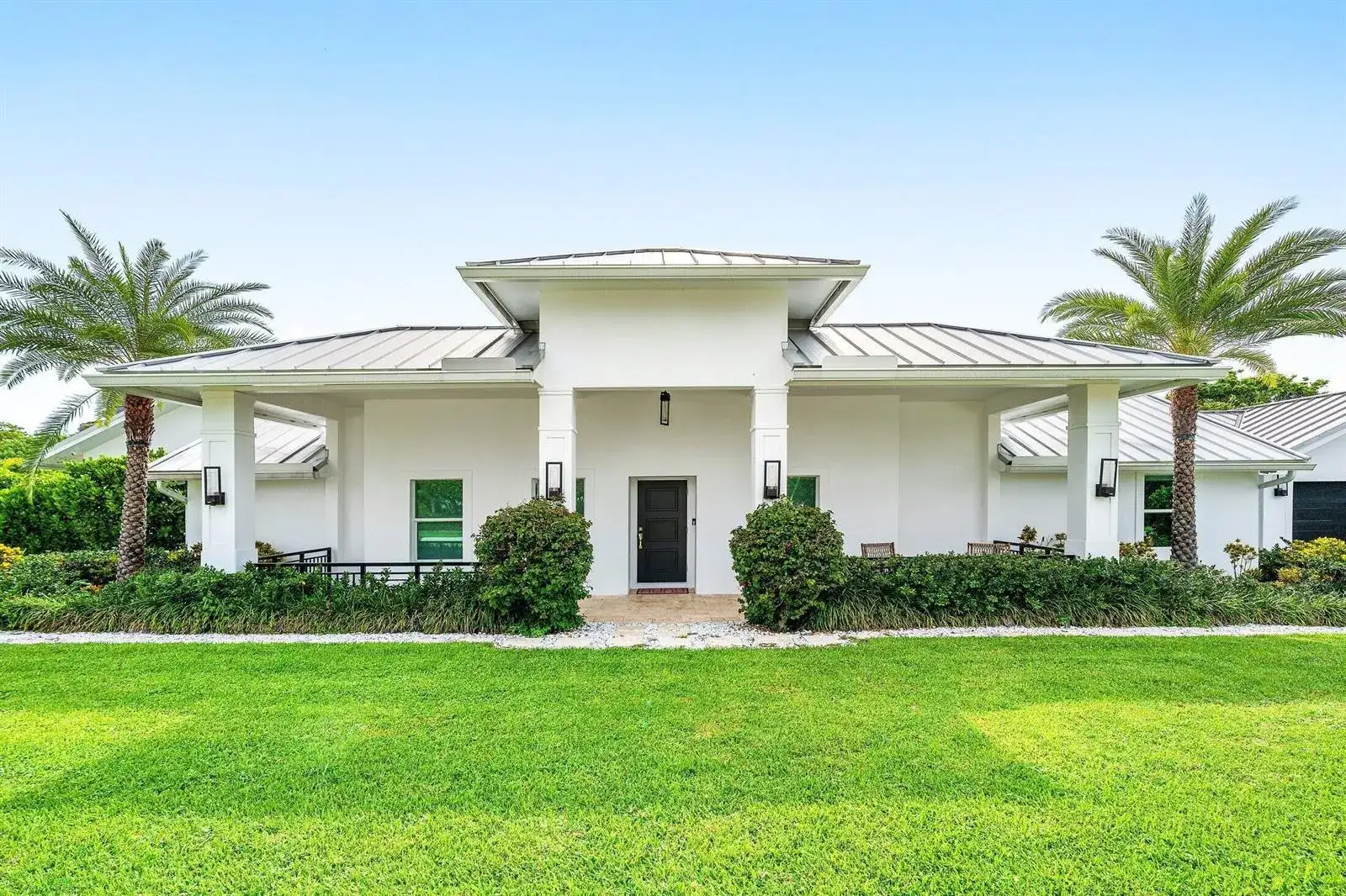 11863 LAKE SHORE Place, Palm Beach Gardens FL 33408 photo 5