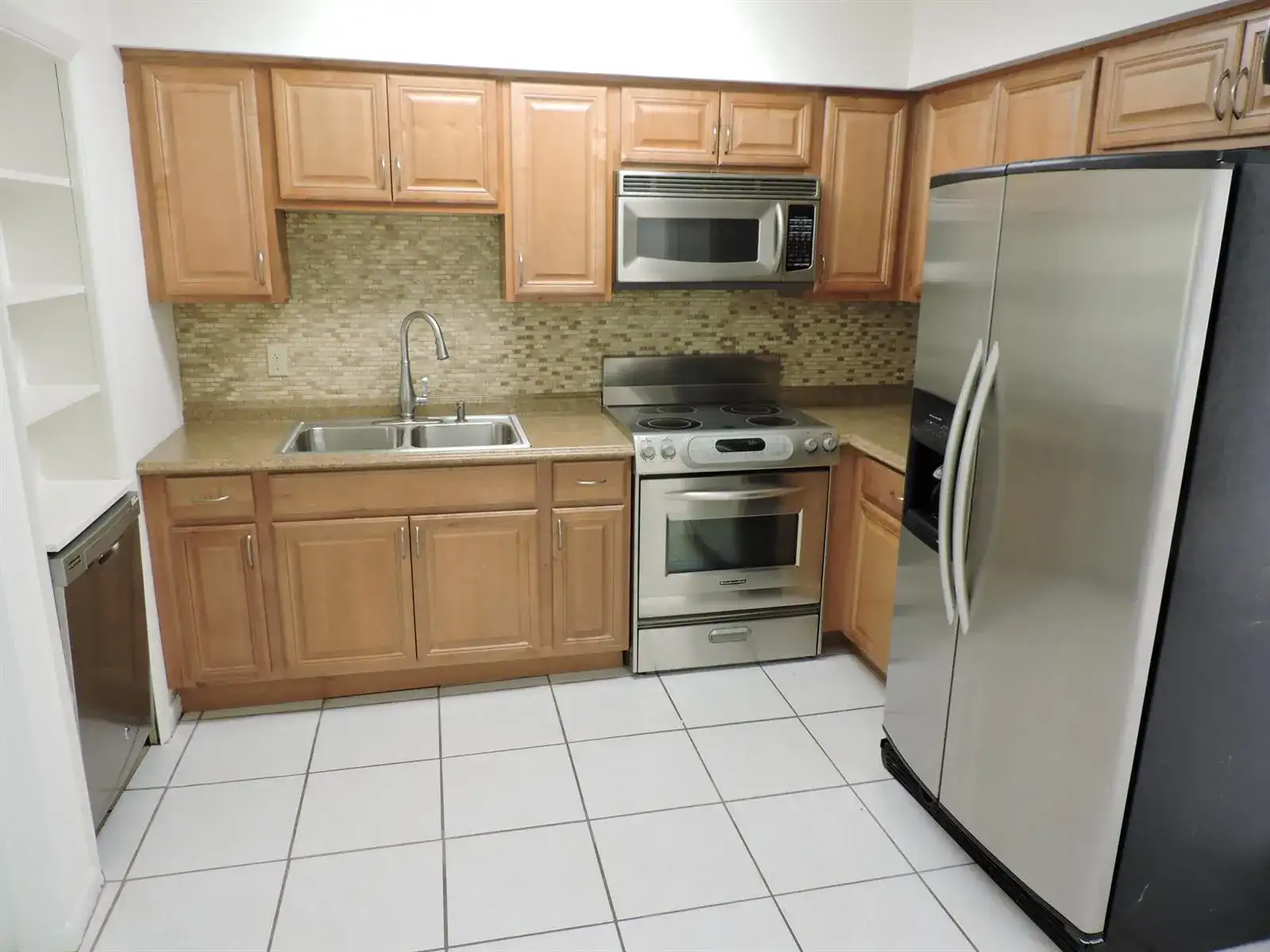 9046 SE Parkway Drive, Hobe Sound FL 33455 photo 4